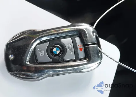 2015 BMW 335I Gran Turismo xDrive z USA, uszkodzony, nr VIN WBA3X9C54FD868182